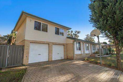 Property photo of 5 Hyacinth Avenue Macquarie Fields NSW 2564