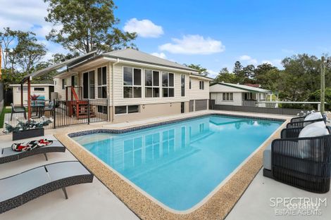 3 Besson St, Stafford Heights, QLD 4053