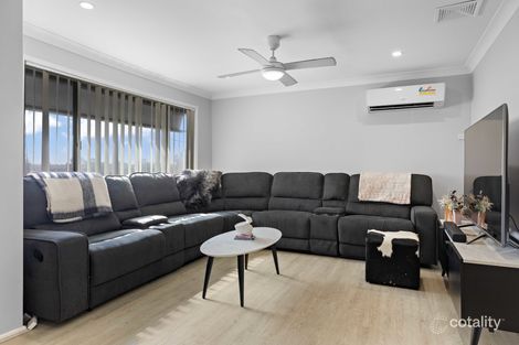 Property photo of 32 Buffier Crescent Rutherford NSW 2320