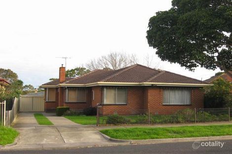 33 Huddersfield Rd, Deer Park, VIC 3023