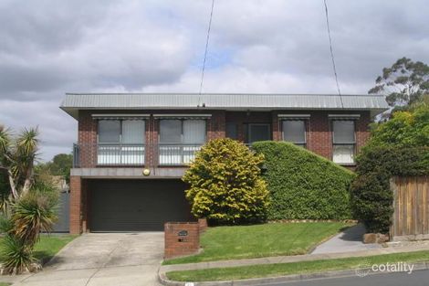 8 Weeden Dr, Vermont South, VIC 3133