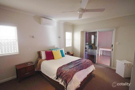 Property photo of 204 Cypress Terrace Palm Beach QLD 4221