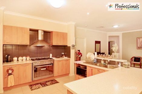 Property photo of 4 Centennial Place Burnside Heights VIC 3023