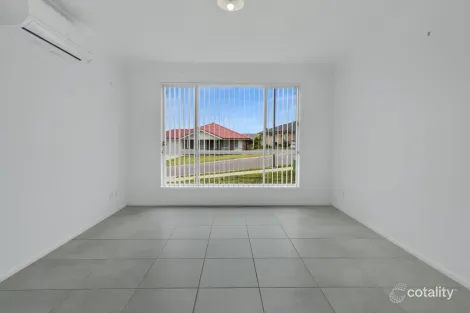 Property photo of 3 Barbara Court Rutherford NSW 2320
