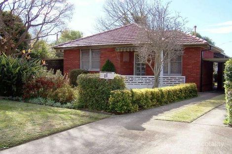 11 Allengrove Cres, North Ryde, NSW 2113