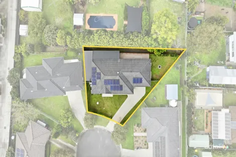Property photo of 11 Tiara Close Grafton NSW 2460