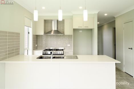 Property photo of 5 Amru Crescent Bardia NSW 2565