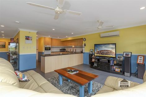 Property photo of 11 William Nixon Way Edens Landing QLD 4207