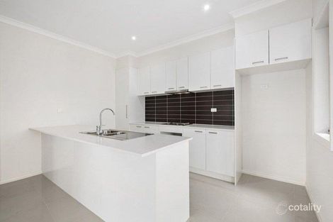 Property photo of 4/5 Sunset Boulevard Jacana VIC 3047