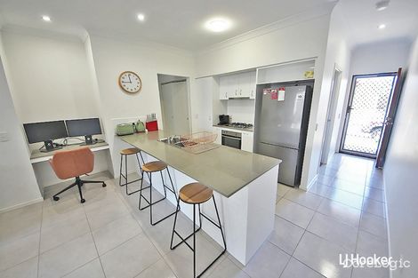 Property photo of 11 Shearer Crescent Kallangur QLD 4503