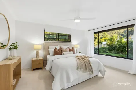 Property photo of 23 Priestley Parade Point Clare NSW 2250