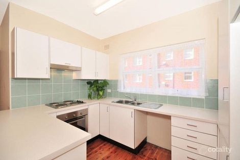 2/15 Wyuna Ave, Freshwater, NSW 2096