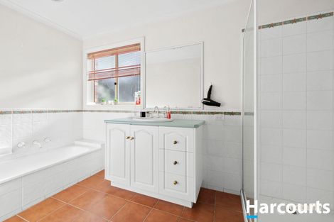 Property photo of 6 Cartledge Avenue Mount Clear VIC 3350