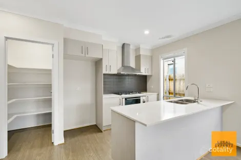 Property photo of 18 Locust Road Aintree VIC 3336