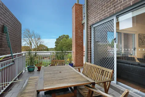 Property photo of 11/15 Stuart Street Helensburgh NSW 2508