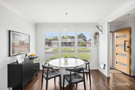 Property photo of 18 Cleverdon Crescent Figtree NSW 2525