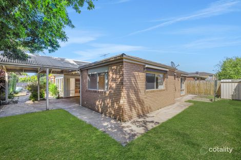 Property photo of 17 Sunhill Court Beaconsfield VIC 3807