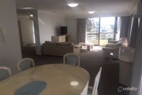 Property photo of 27/121 Surf Parade Broadbeach QLD 4218