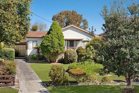 13 Yeddenba Ave, Blue Bay, NSW 2261