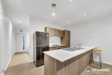 Property photo of 2/40 Toledo Crescent Point Cook VIC 3030