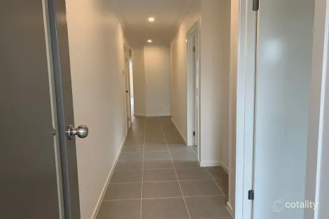 Property photo of 206 Haze Drive Point Cook VIC 3030