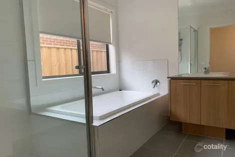 Property photo of 206 Haze Drive Point Cook VIC 3030
