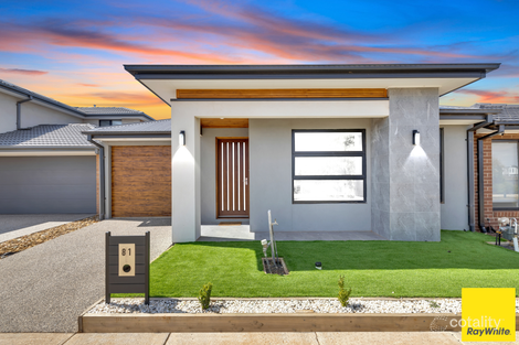 81 Bingham Cct, Thornhill Park, VIC 3335