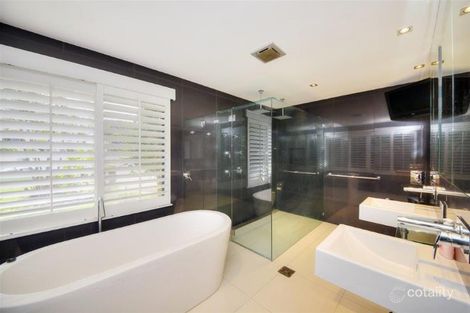 Property photo of 17 Portobello Drive Mermaid Waters QLD 4218