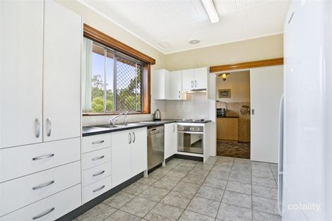 Property photo of 4 Grantham Place Valley View SA 5093