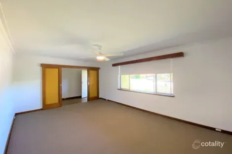 Property photo of 8 Walker Court Kardinya WA 6163