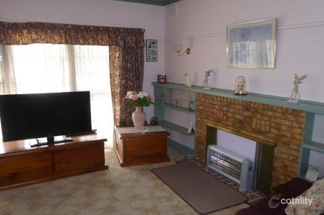 Property photo of 1 Livingstone Street Warracknabeal VIC 3393