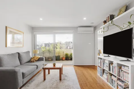 Property photo of 10/16 Berrigan Crescent O'Connor ACT 2602
