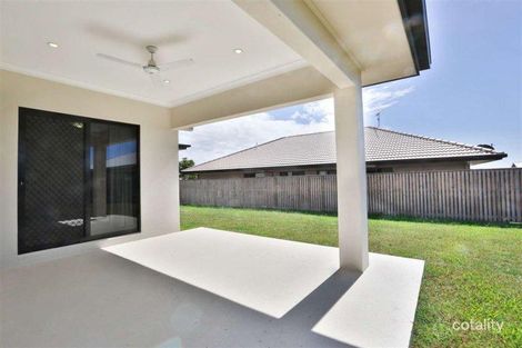 Property photo of 5 Yanooa Court Bushland Beach QLD 4818