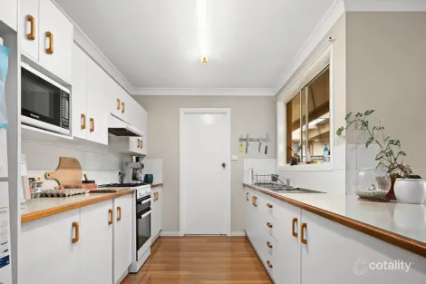 Property photo of 19 Ishbell Drive Armidale NSW 2350