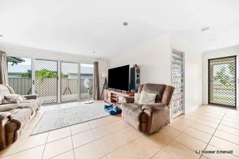 Property photo of 11 Lauren Drive Emerald QLD 4720