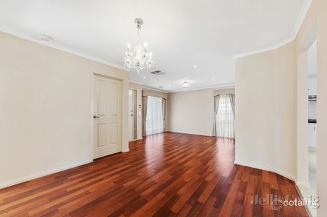 Property photo of 92 Manning Clark Road Mill Park VIC 3082