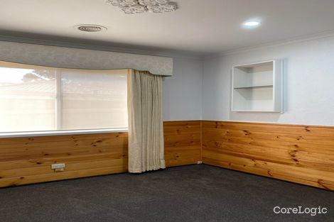 Property photo of 8 Saxonwood Drive Narre Warren VIC 3805