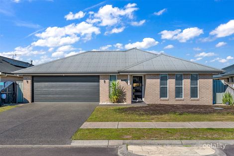 84 Pershing Pl, Tanilba Bay, NSW 2319