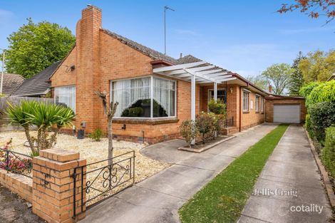 9 Alfred St N, Lake Wendouree, VIC 3350