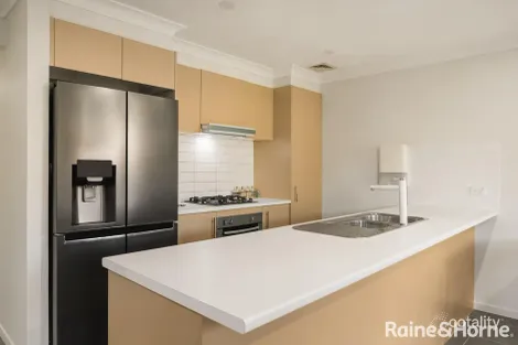 Property photo of 18A Hollyoake Circuit Bardia NSW 2565