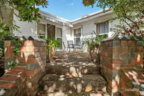 Property photo of 68 Sixth Avenue Rosebud VIC 3939