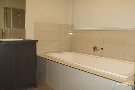 Property photo of 20 Mulgra View Tarneit VIC 3029