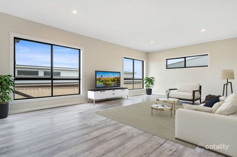 Property photo of 37 Jindalee Crescent Nowra NSW 2541