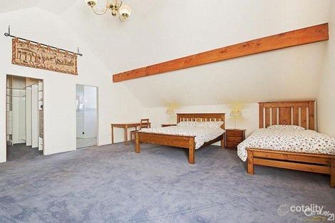 Property photo of 18 Gould Avenue St Ives Chase NSW 2075