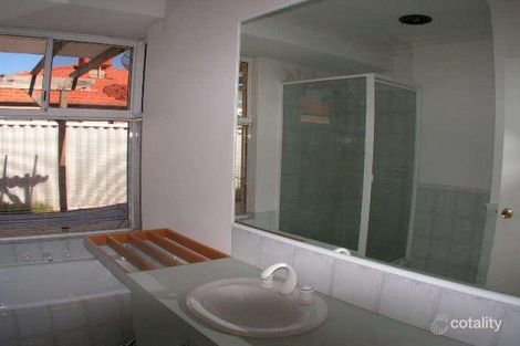 Property photo of 19 Nolan Place Bayswater WA 6053