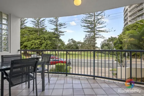 2/68 Esplanade, Golden Beach, QLD 4551
