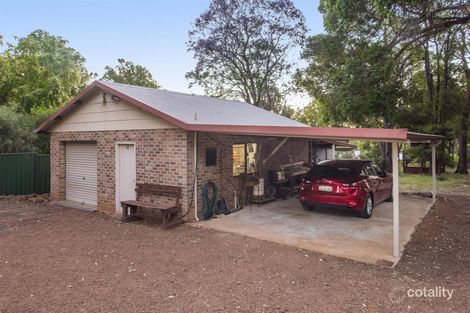 Property photo of 126 Peet Road Roleystone WA 6111