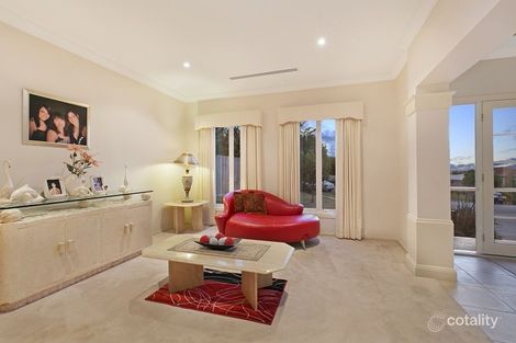 Property photo of 4 Torwood Close Narre Warren VIC 3805
