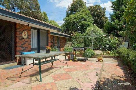 Property photo of 2 Daymar Drive Mooroolbark VIC 3138