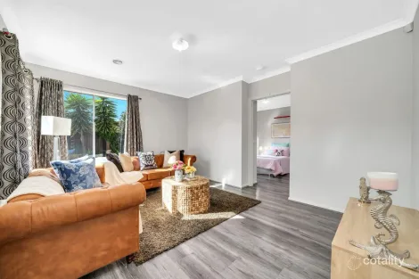 Property photo of 4 Mirima Street Tarneit VIC 3029